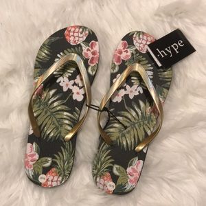 Tropical Flip Flops size 9